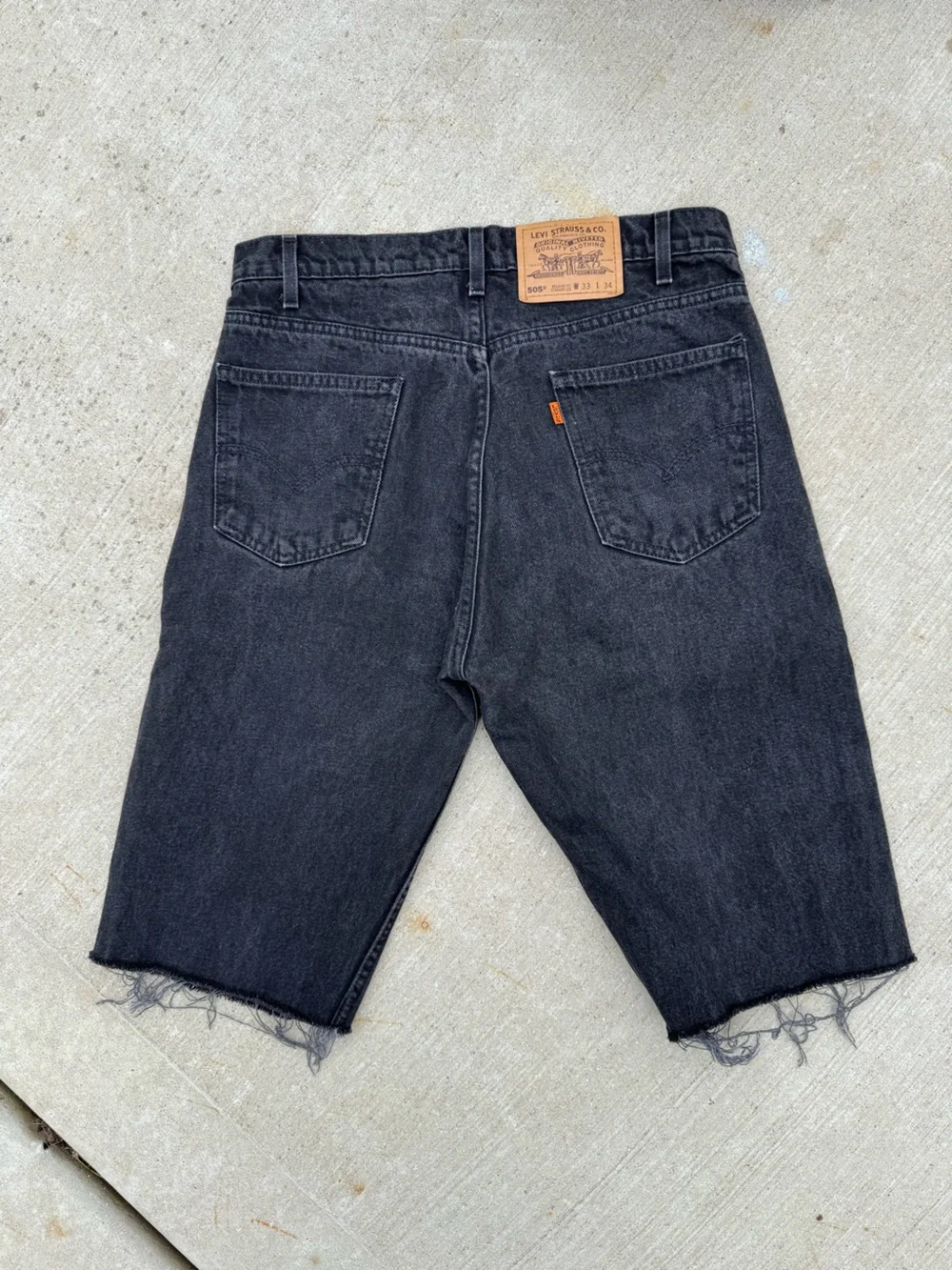 Vintage Levi’s 505 Faded Black Orange Tab Cutoff Shorts Size 33 90s